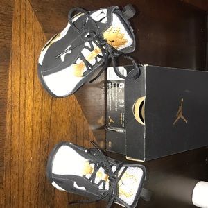 SOLD IN ANOTHER APP / Toddler Jordan tennis shoes